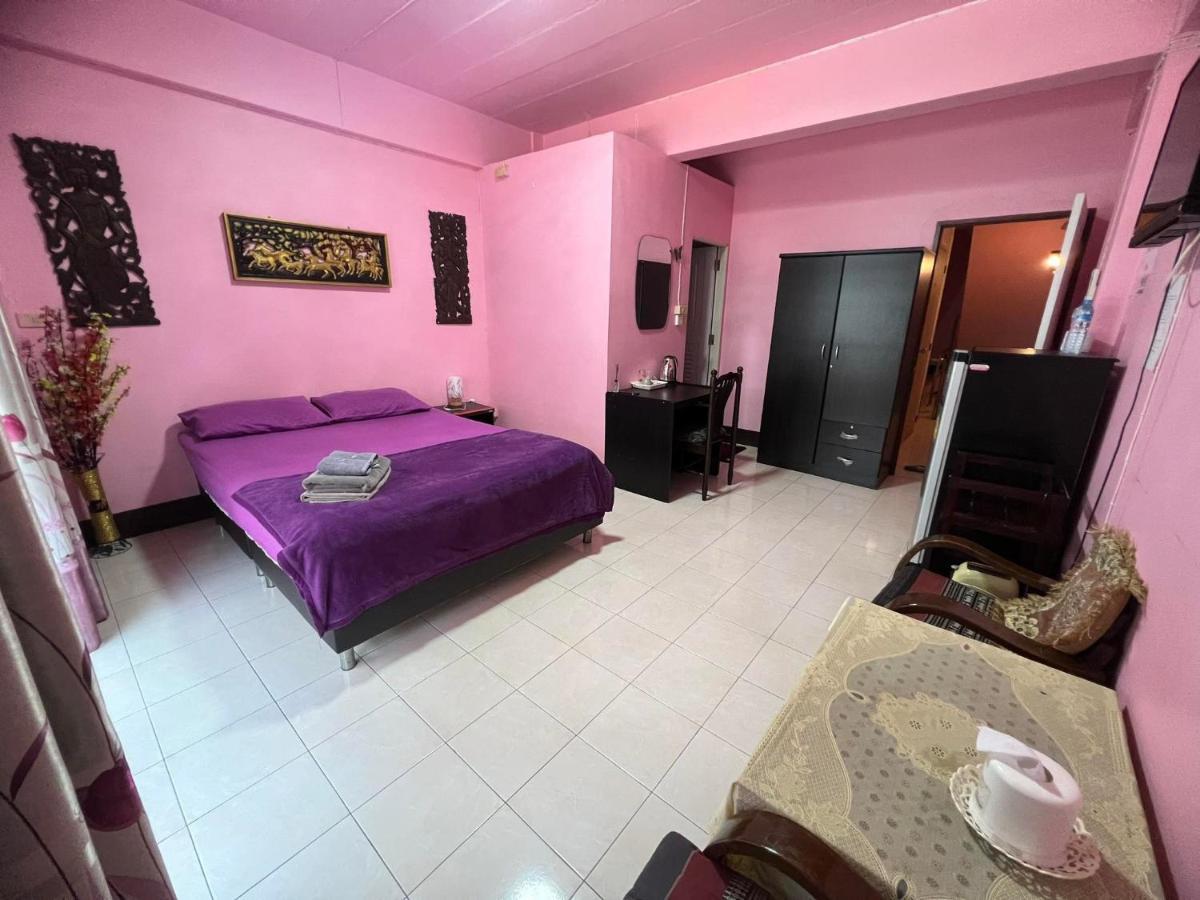 Soetnos Hotel Pantai Jomtien Bagian luar foto
