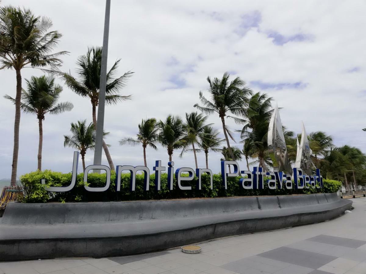Soetnos Hotel Pantai Jomtien Bagian luar foto